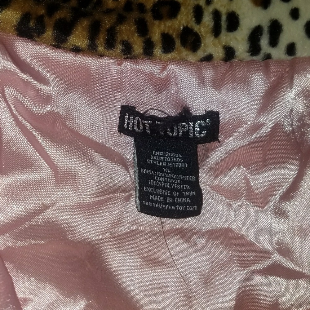 Cheetah Jacket - Picture 2 of 2